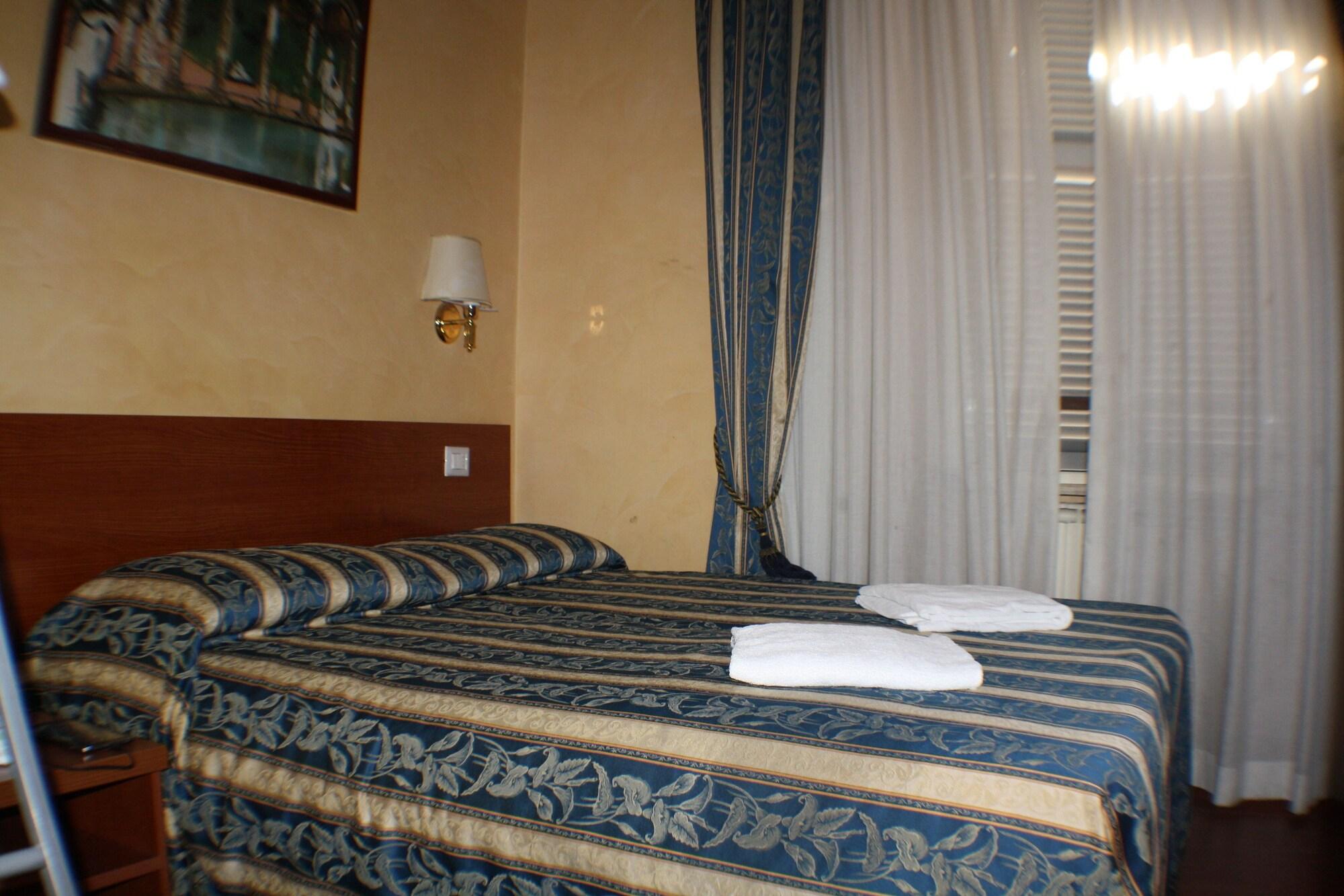 Toffa Place In Roma Eksteriør bilde