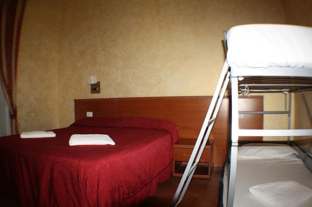 Toffa Place In Roma Eksteriør bilde
