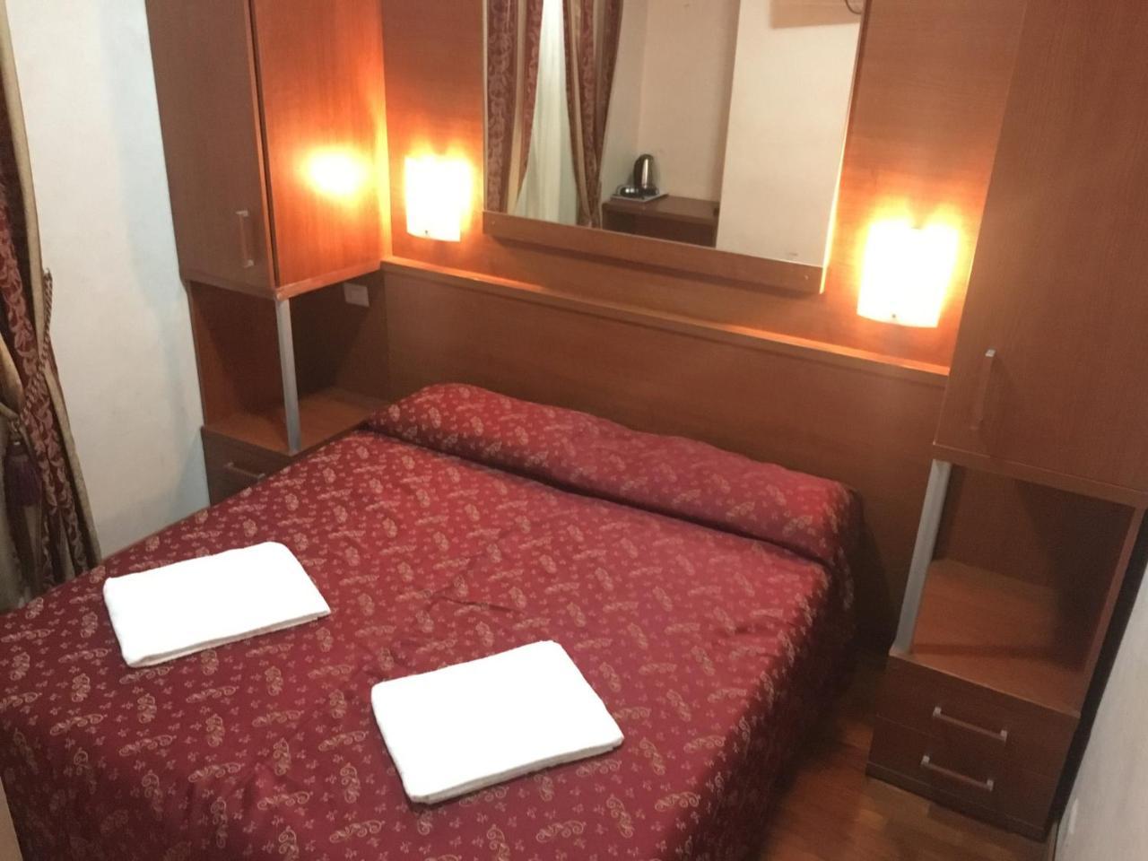 Toffa Place In Roma Eksteriør bilde